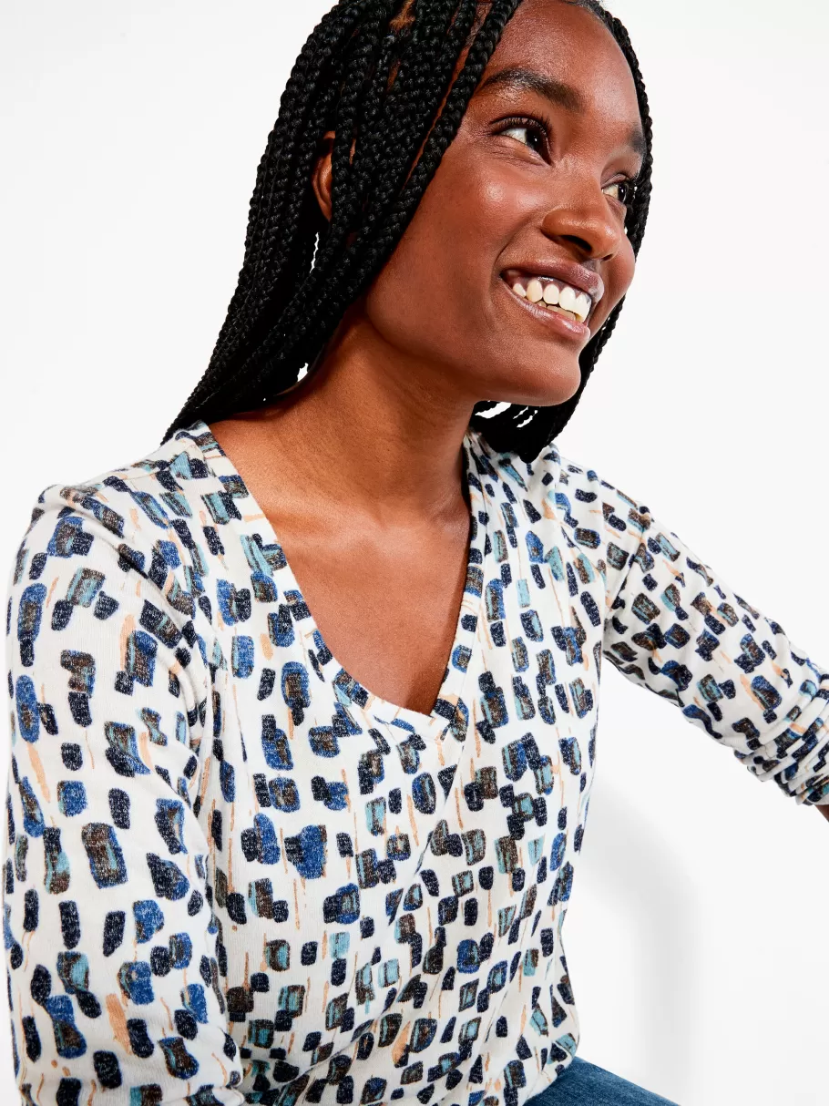 nzt_abstract_blocks_long_sleeve_v_tee_5.webp NIC+ZOE Nzt Abstract Blocks Long Sleeve V Tee^Women Knit Tops + Tees