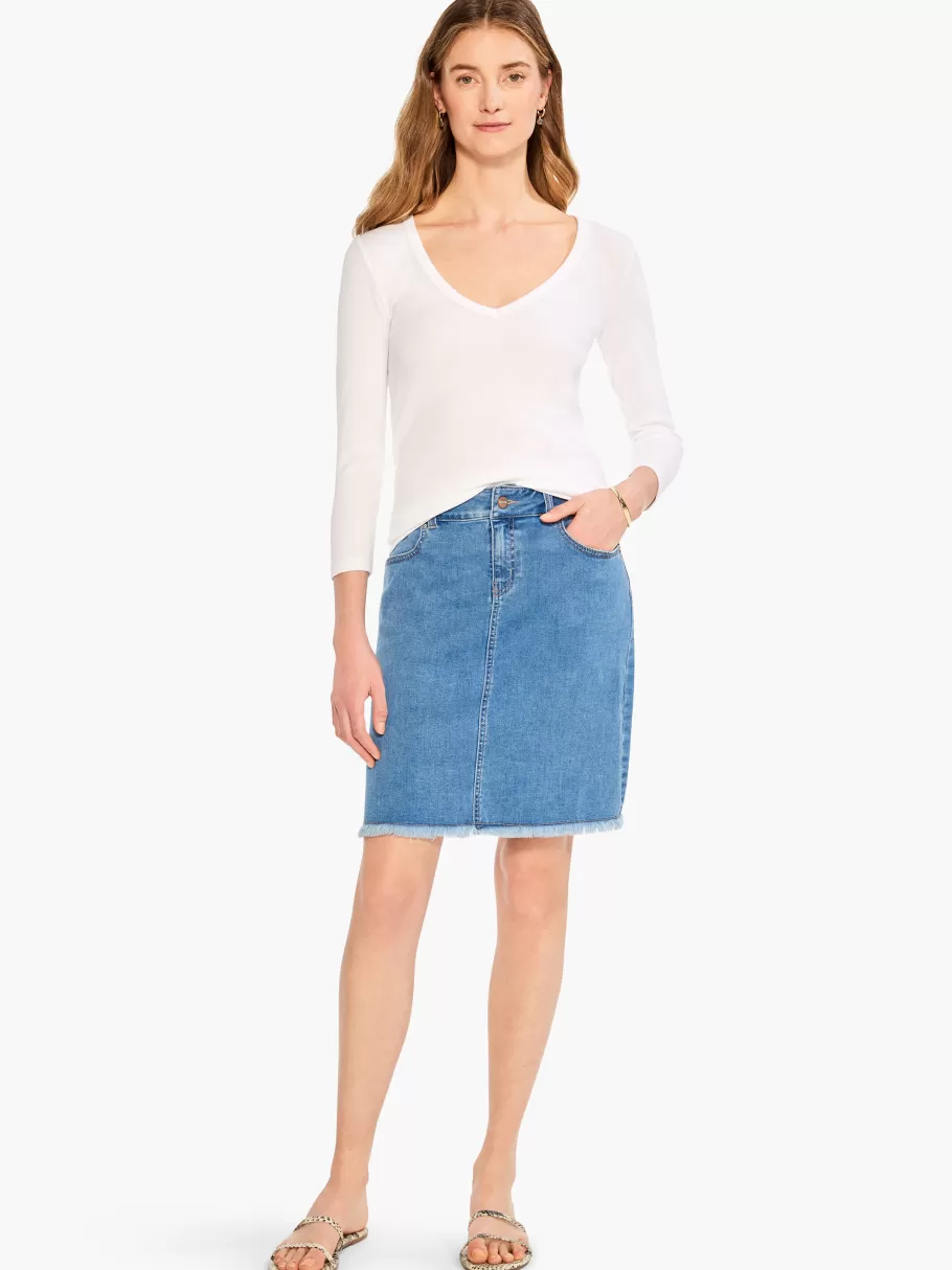 perfect_knit_rib__sleeve_v_tee_3.webp NIC+ZOE Perfect Knit Rib 3/4 Sleeve V Tee^Women Knit Tops + Tees